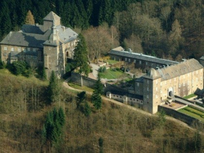 Фото: Burg-schnellenberg-und-restaurant